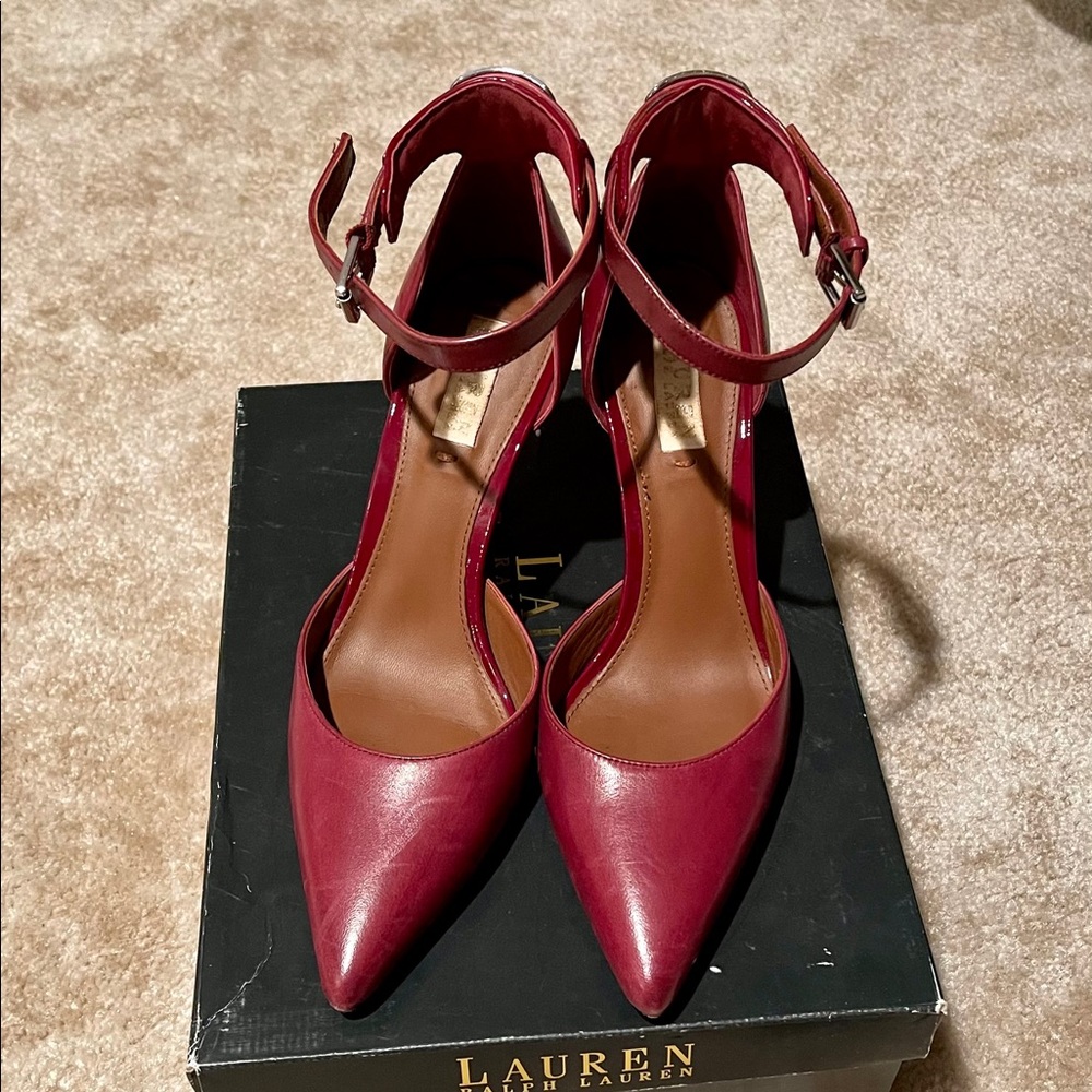 Ralph Lauren Berry Pump